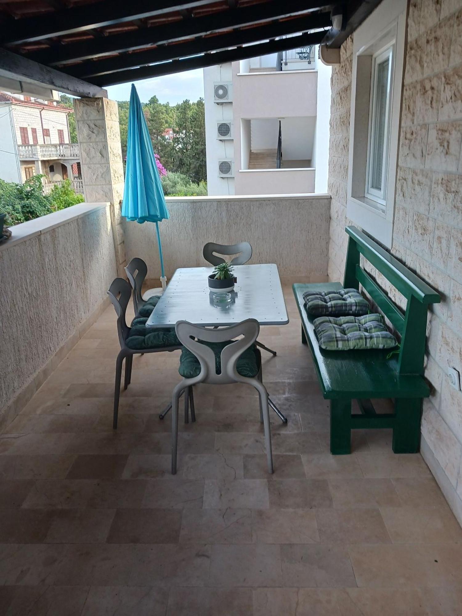 Apartments Marino - Near Family Friendly Beach Supetar Exterior foto